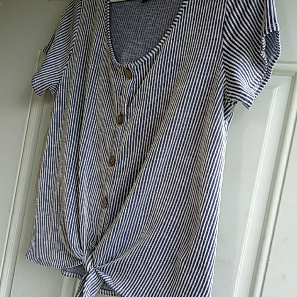 Anthropologie W5 front tie shirt NWOT